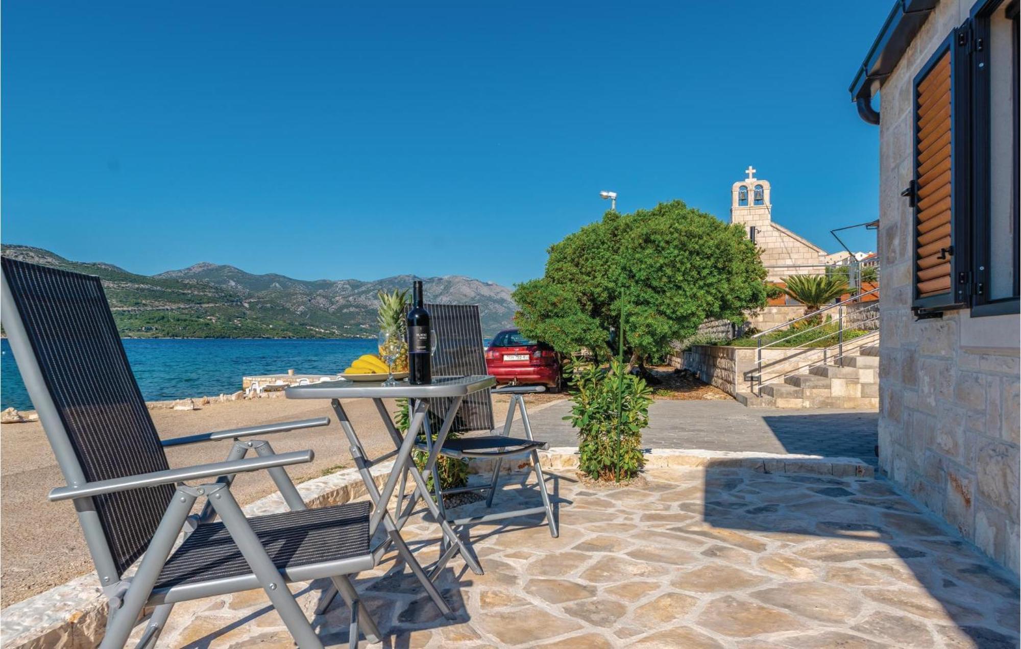 Nice Home In Kneze With Wifi Pupnat Exterior photo